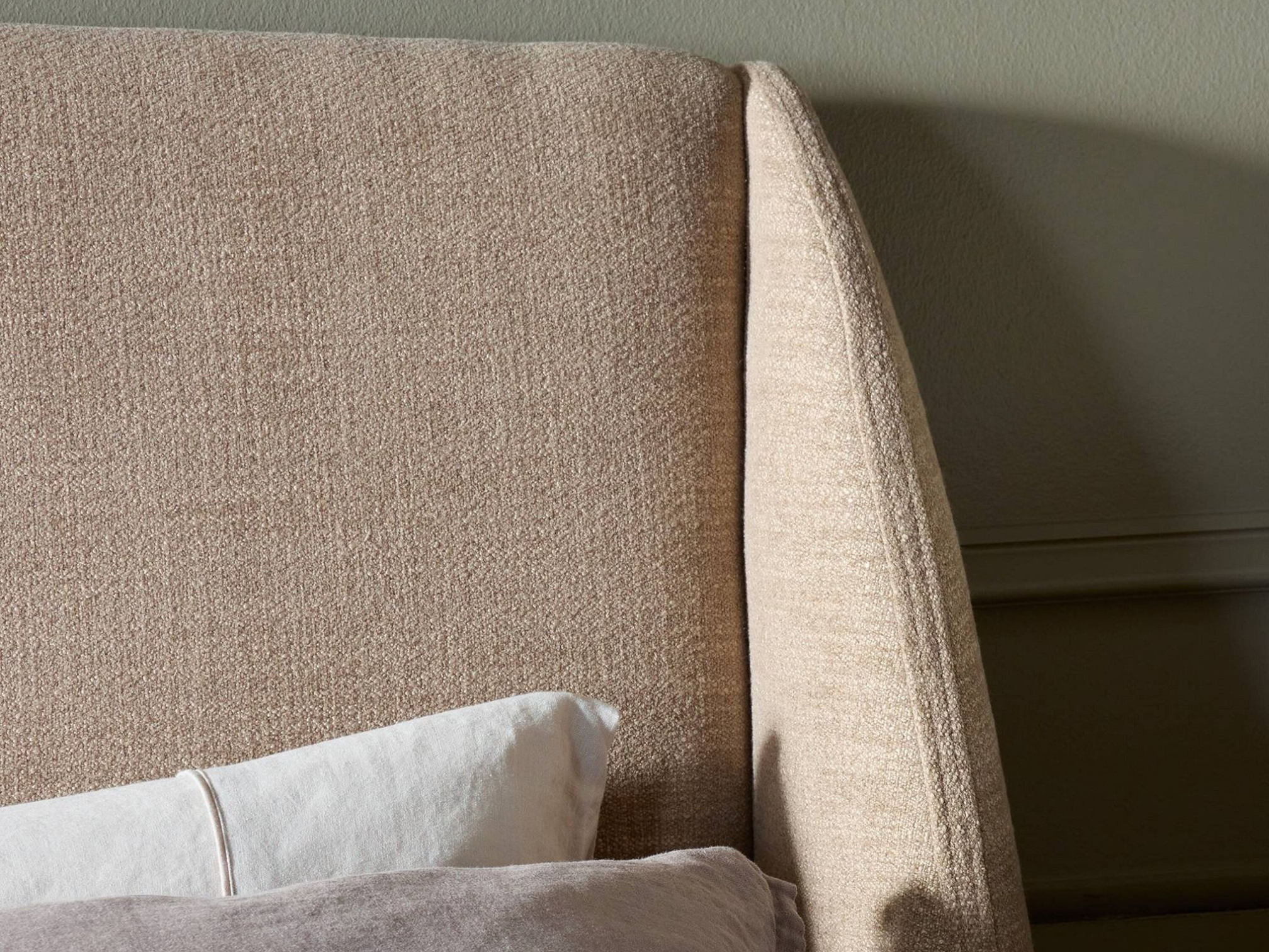 Altair Bed - Image 11