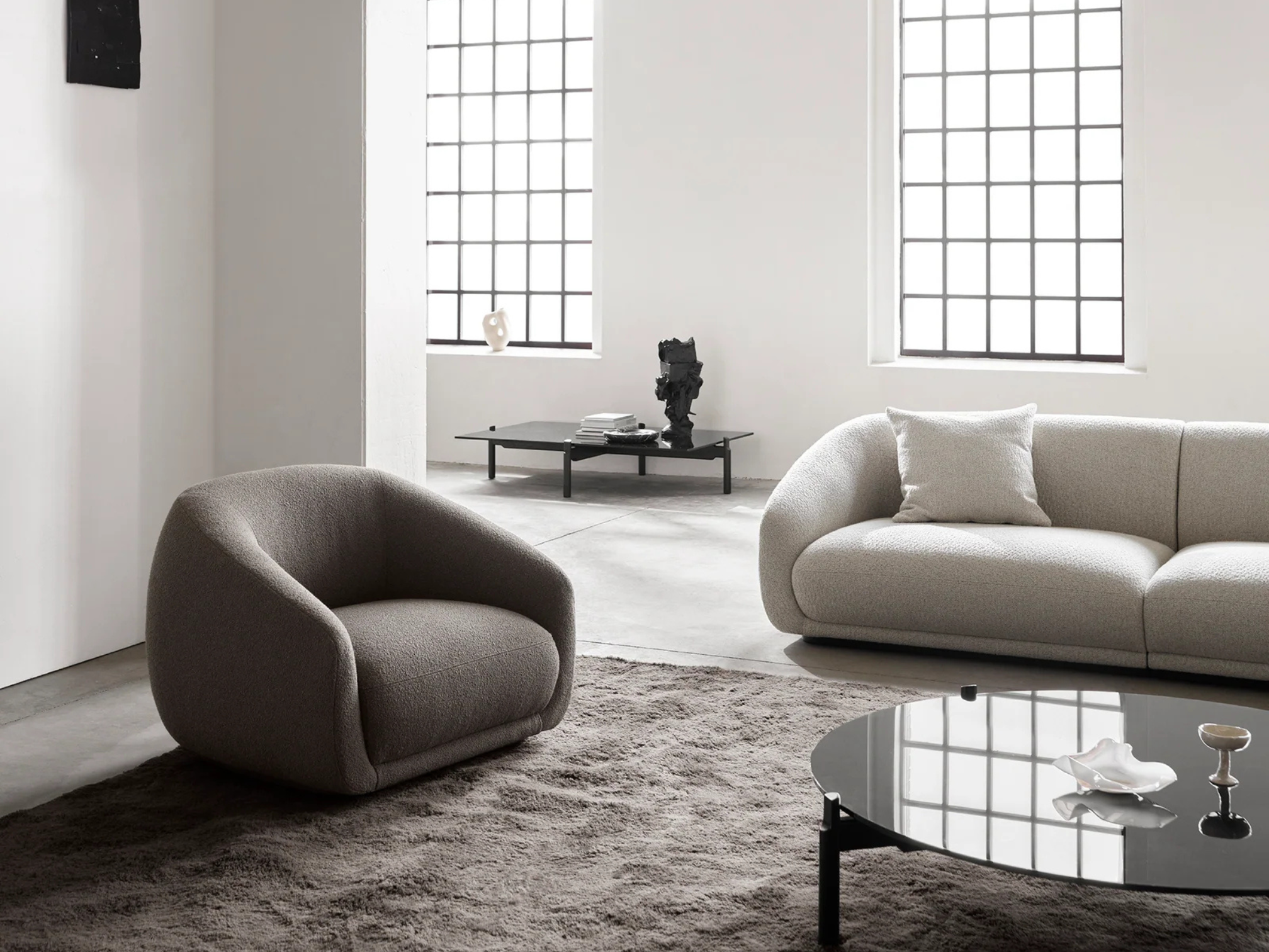 Chandrika Single Sofa - Image 8