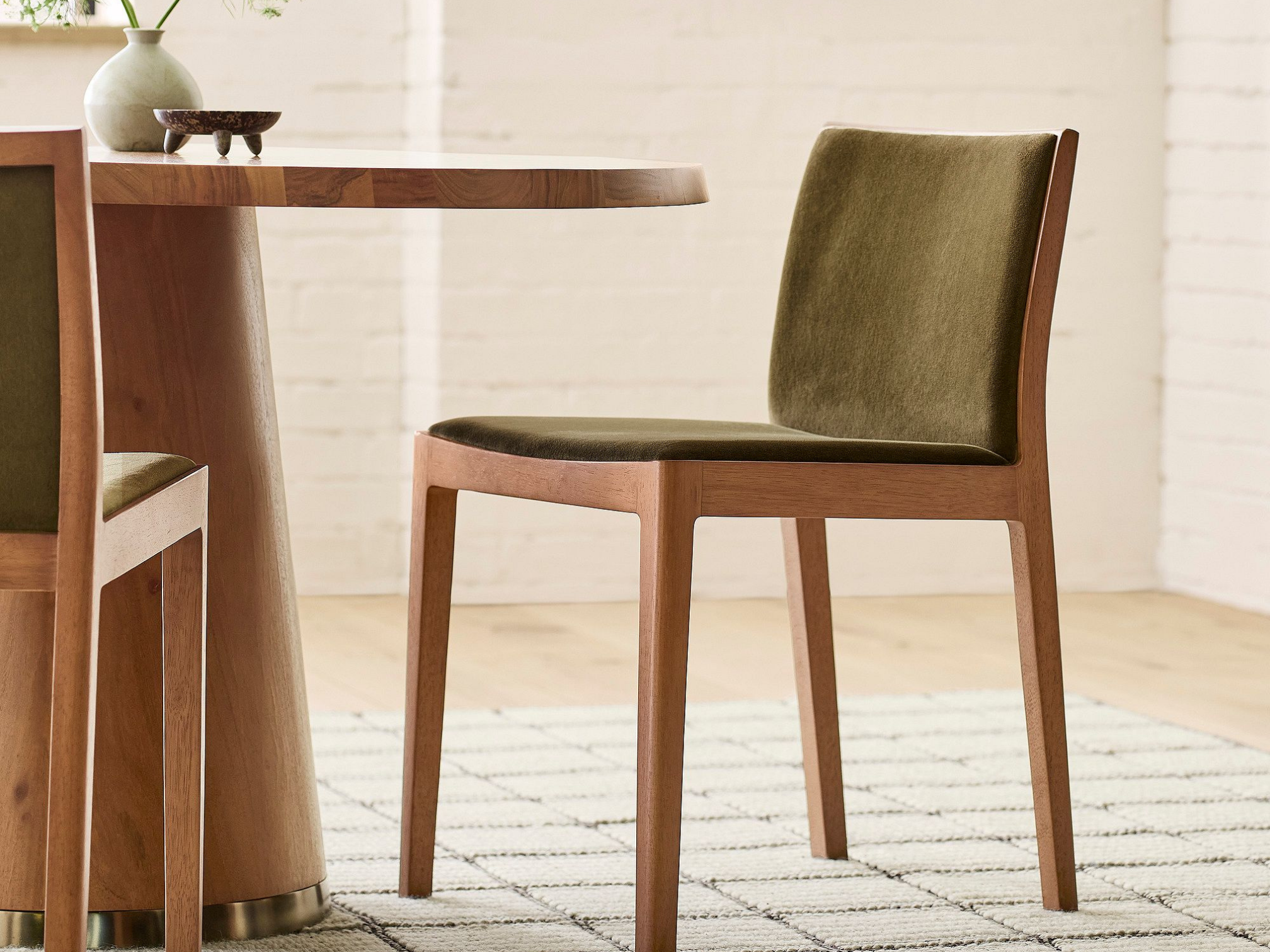 Commora Dining Chair - Image 8