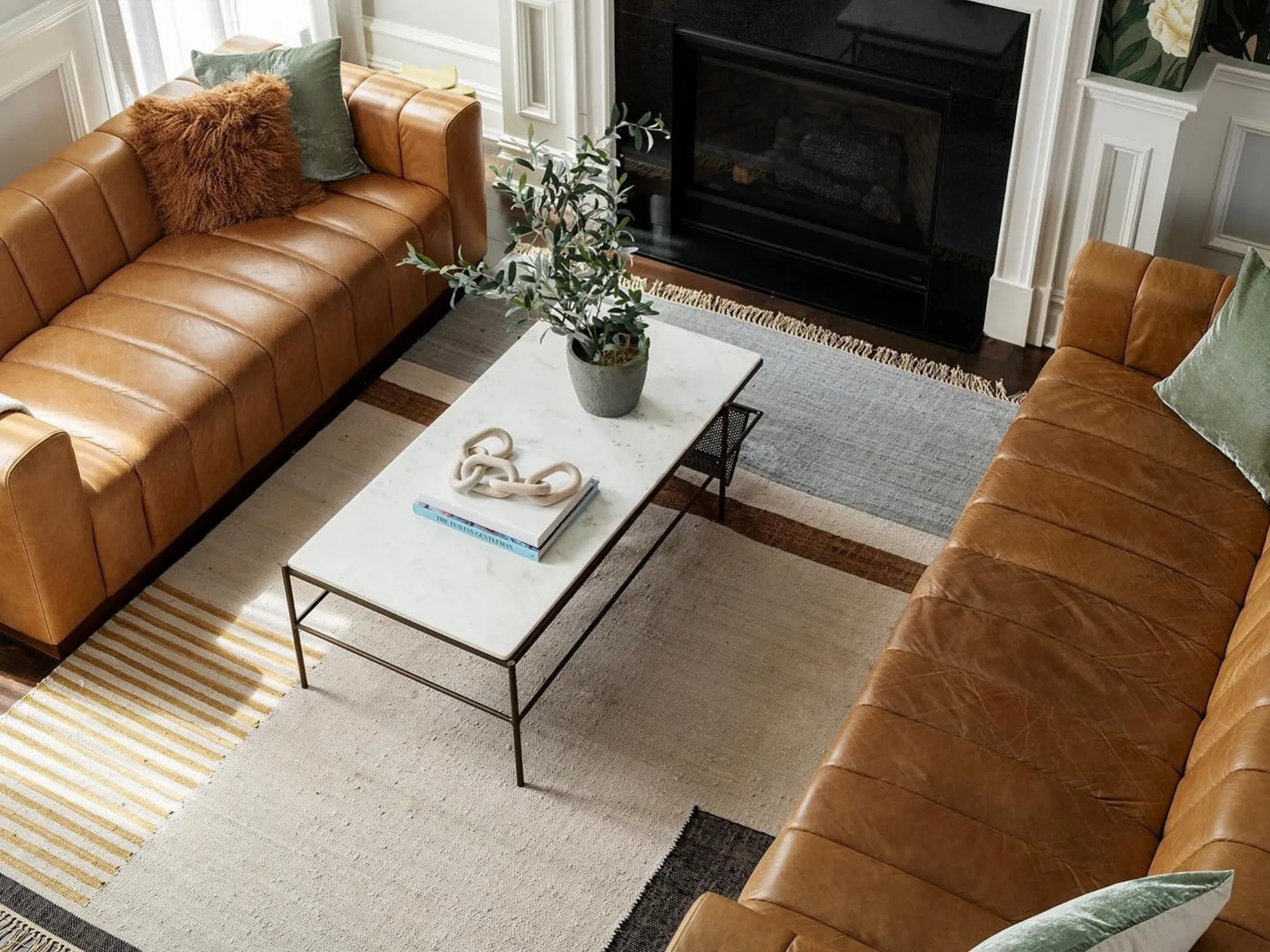 Ferto Sofa - Image 7