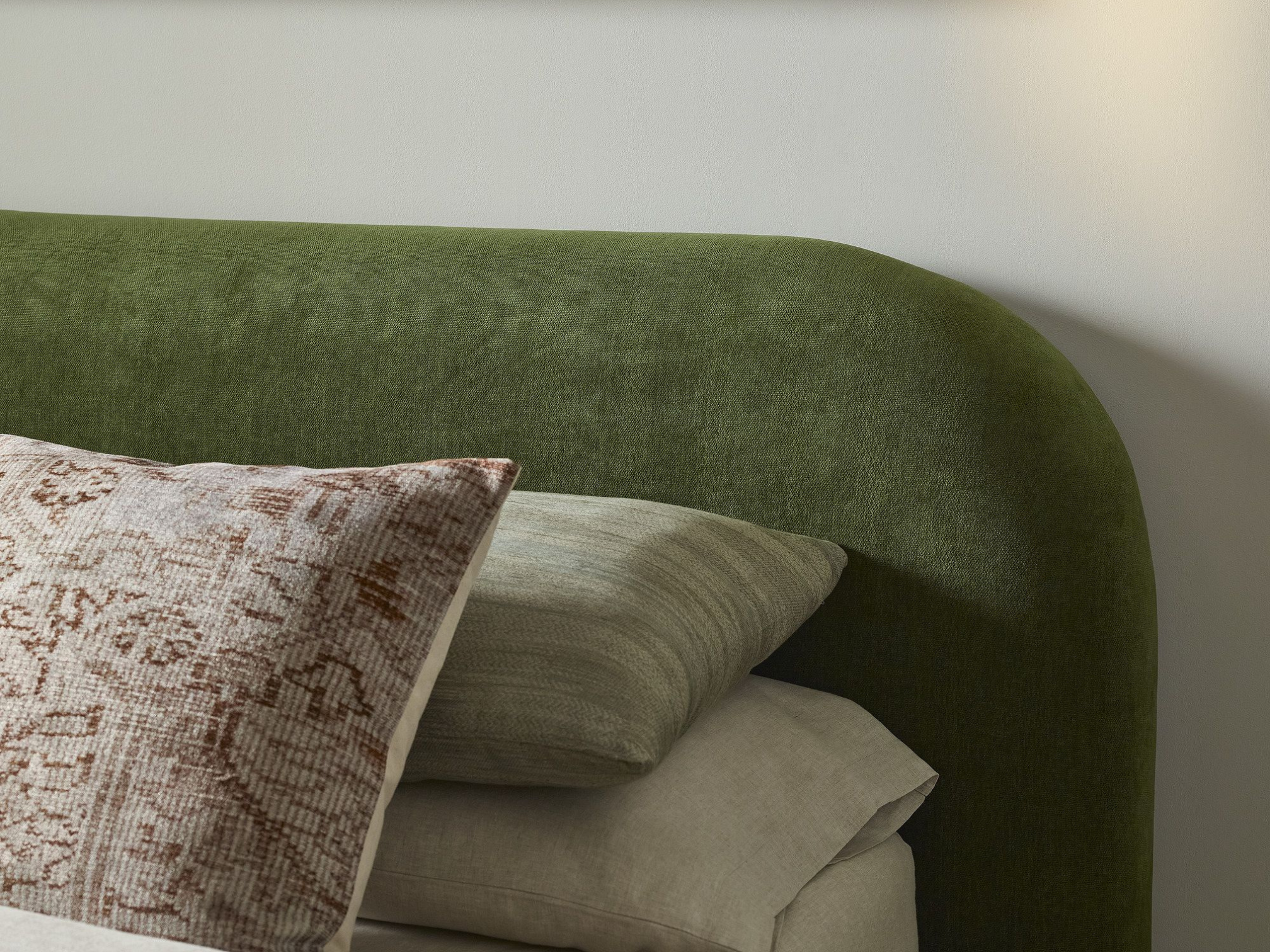 Govinda Bed - Image 16