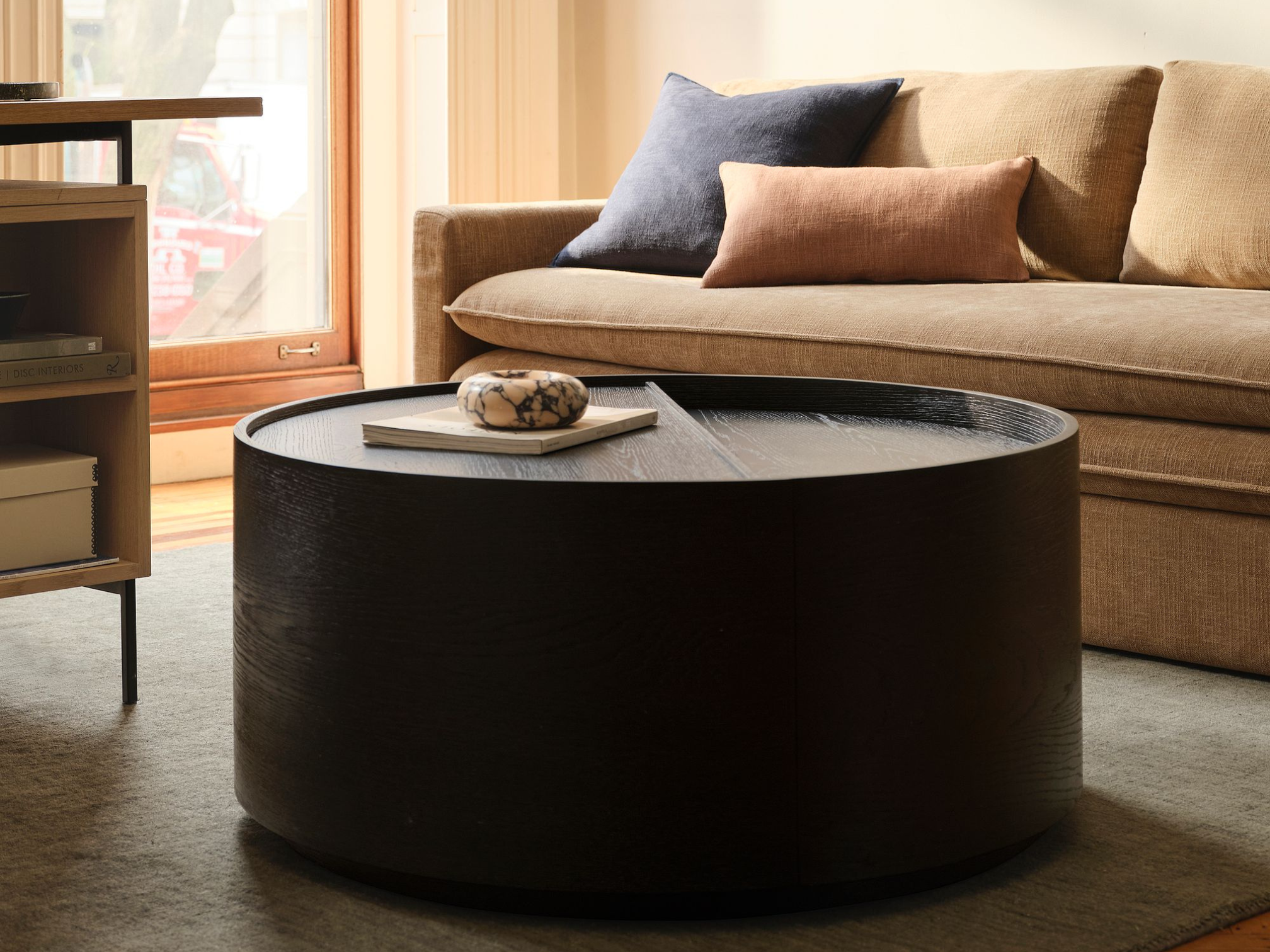 Iluma Round Coffee Table - Image 4