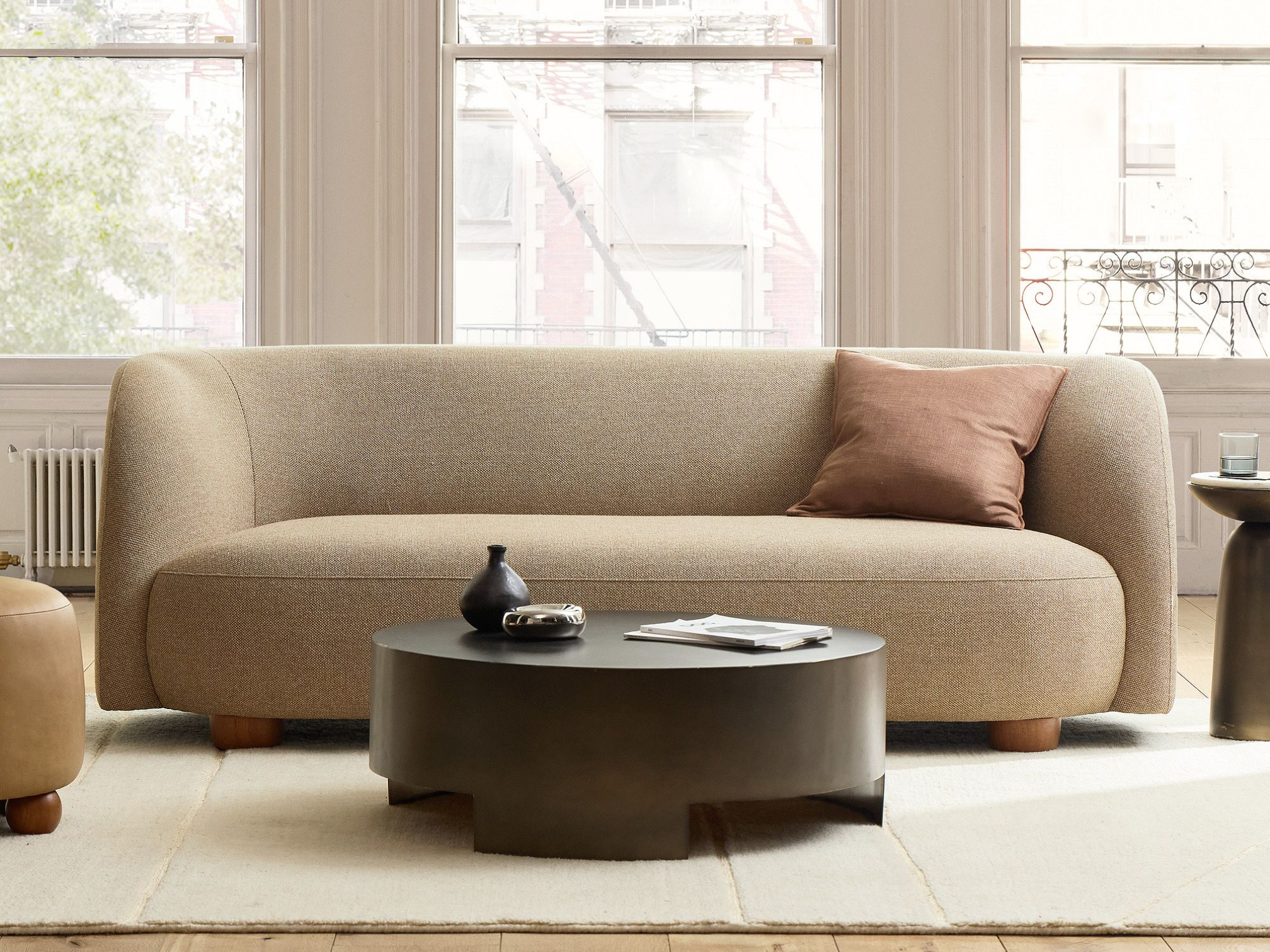 Laurena Sofa - Image 10