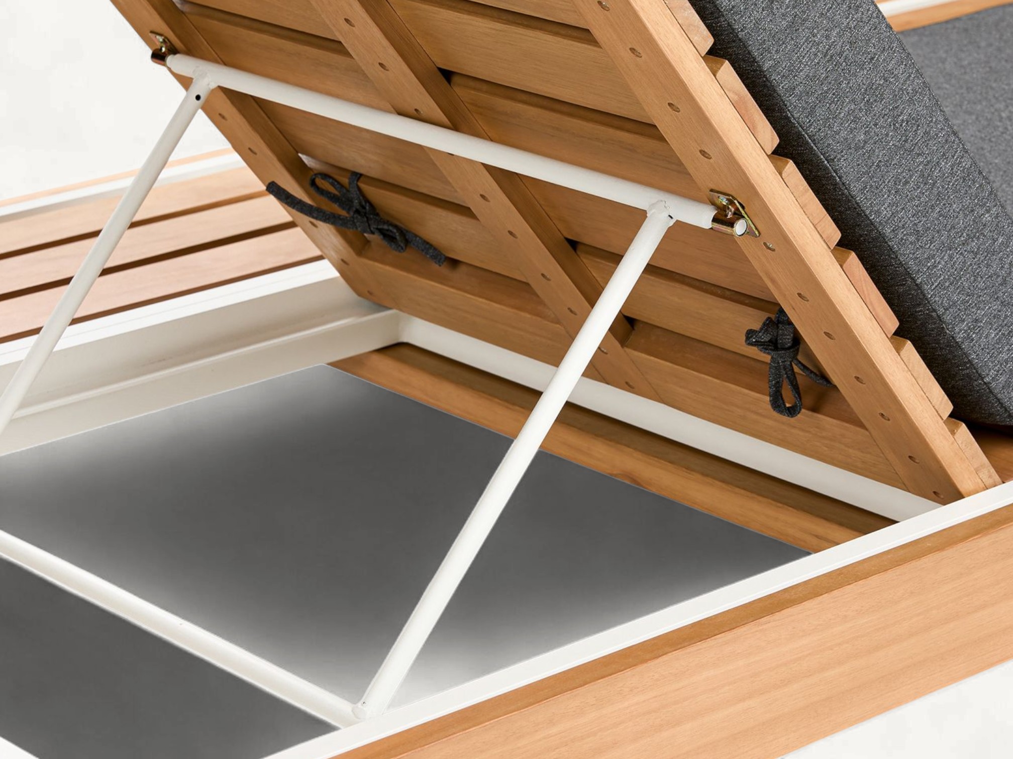 Morales Sunbed - Image 13