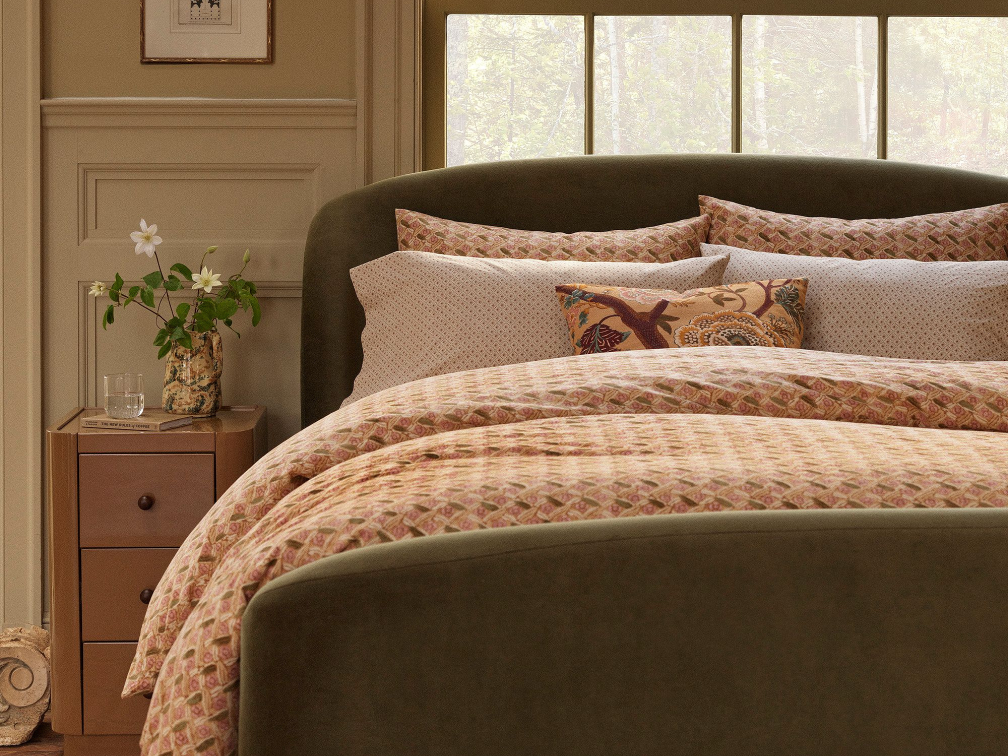 Ward Sleigh Bed - Image 10